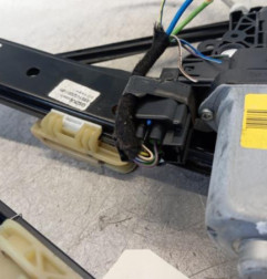 Leve vitre electrique avant gauche FORD GRAND C-MAX 2 Photo n°7