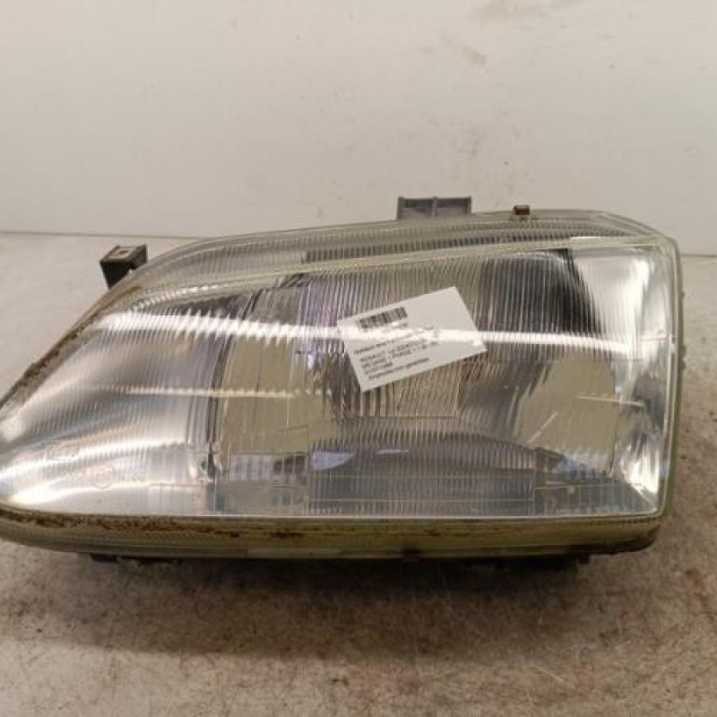Optique avant principal gauche (feux)(phare) RENAULT MEGANE 1