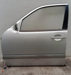 Porte avant gauche MERCEDES CLASSE E 210 Photo n°1
