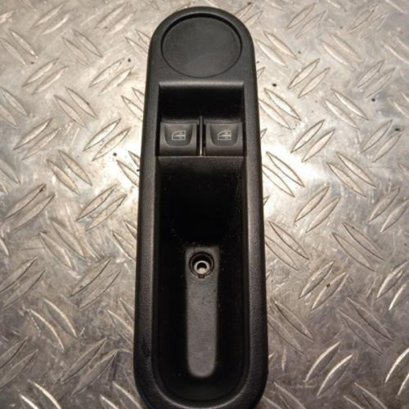 Interrupteur de leve vitre avant gauche RENAULT TWINGO 3