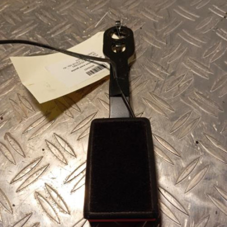 Attache ceinture avant gauche PEUGEOT 208 1
