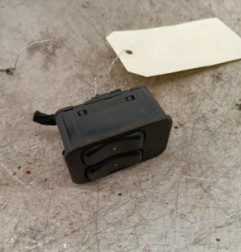 Interrupteur de leve vitre avant gauche OPEL CORSA C