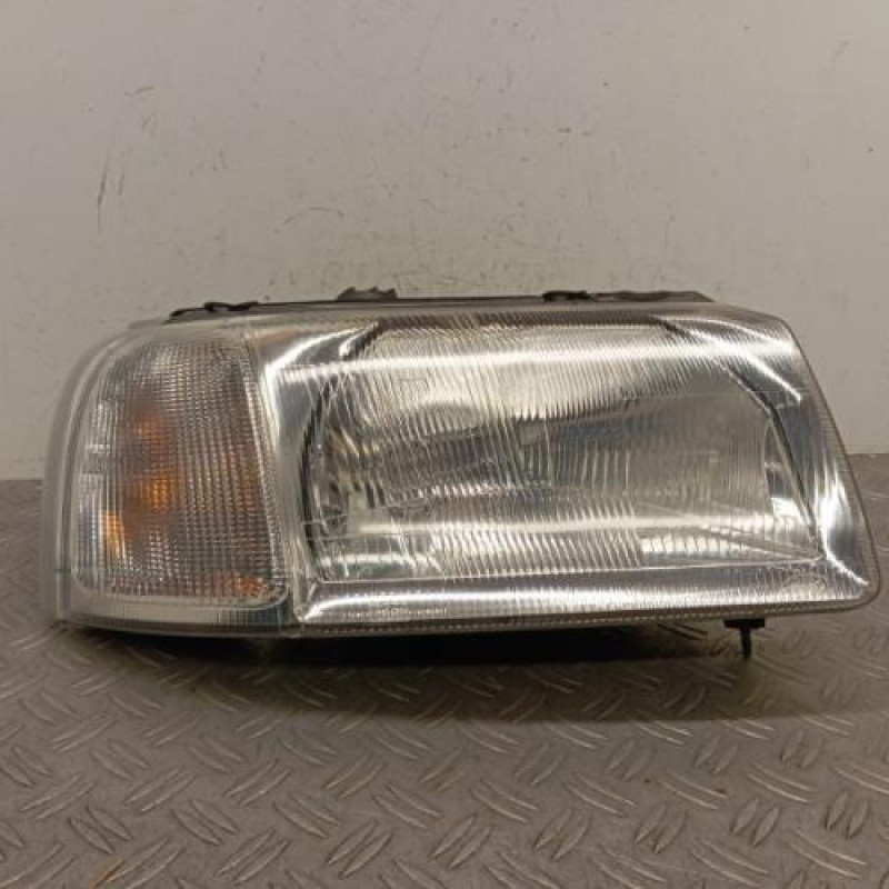 Optique avant principal droit (feux)(phare) LAND ROVER FREELANDER 1
