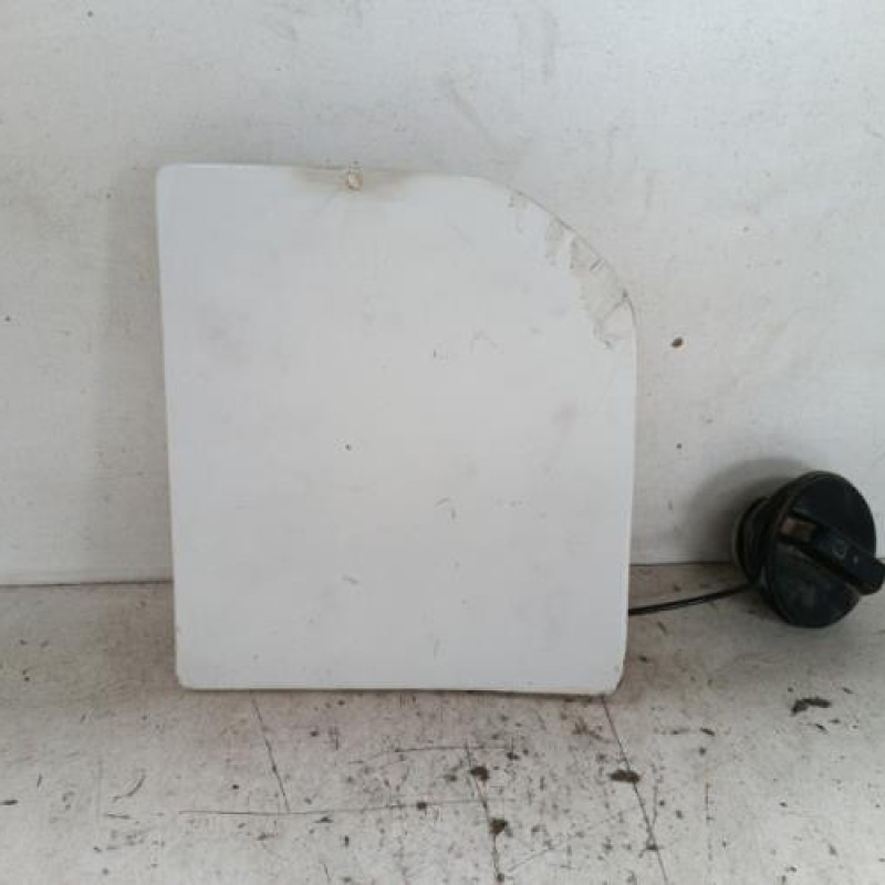 Trappe d'essence NISSAN NV200 Trappe d'essence NISSAN NV200