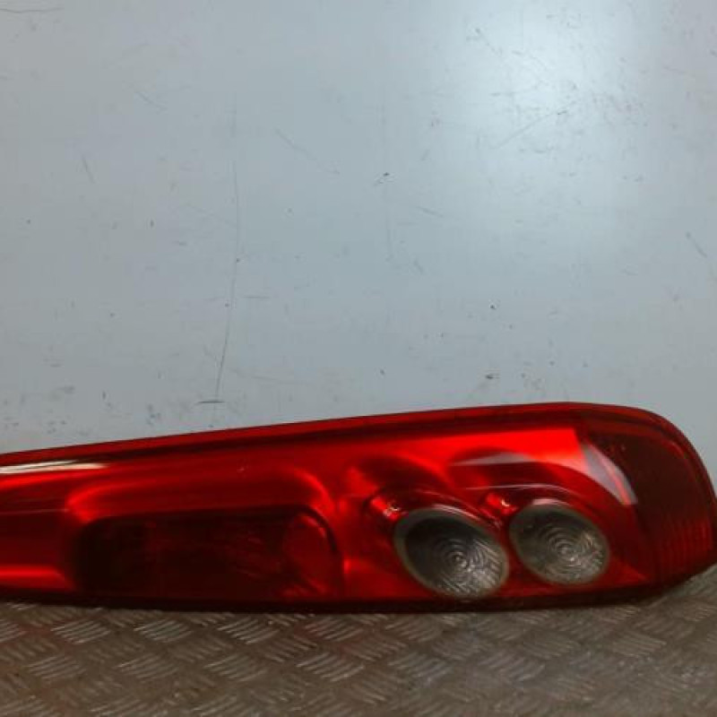 Feu arriere principal droit (feux) FORD FIESTA 5