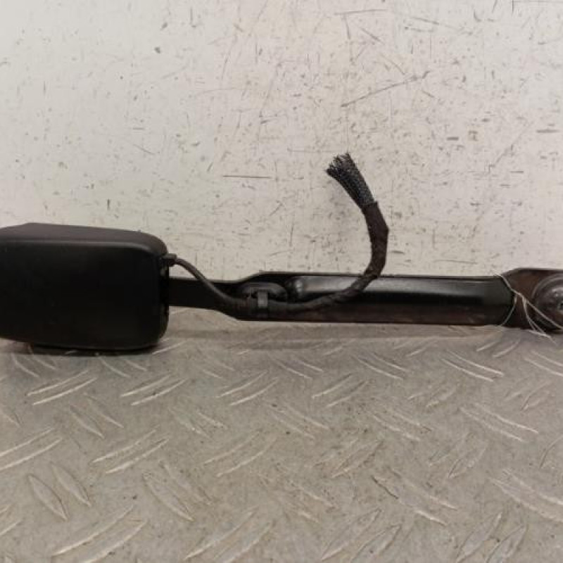 Attache ceinture avant gauche RENAULT SCENIC 3