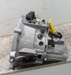 Boite de vitesses PEUGEOT 208 2 Photo n°4