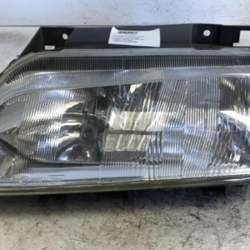 Optique avant principal gauche (feux)(phare) CITROEN XANTIA