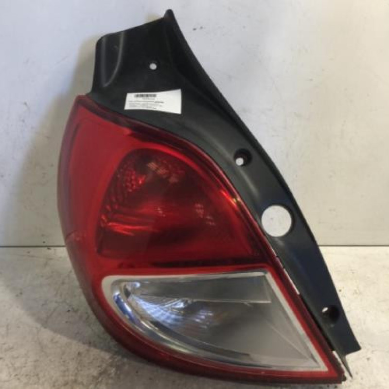 Feu arriere principal gauche (feux) RENAULT CLIO 3 Feu arriere principal gauche (feux) RENAULT CLIO 3