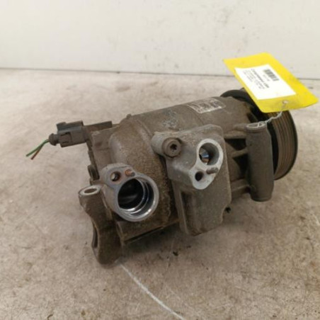 Compresseur clim VOLKSWAGEN POLO 5