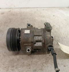 Compresseur clim OPEL CORSA D Photo n°1