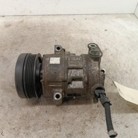 Compresseur clim OPEL CORSA D Photo n°1
