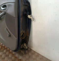 Porte arriere gauche FORD FOCUS 1 Photo n°8