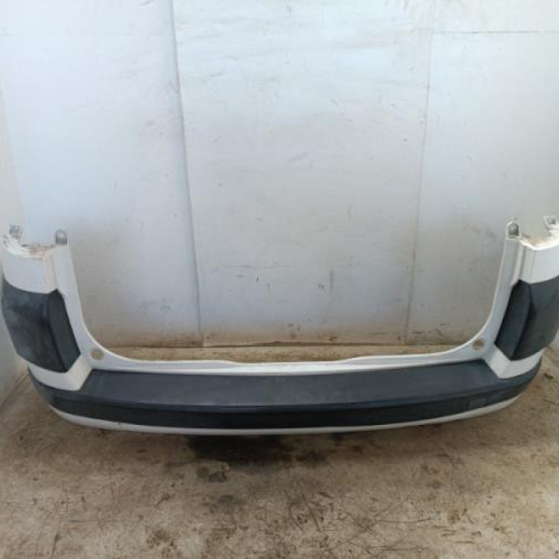 Pare choc arriere CITROEN C4 GRAND PICASSO 1