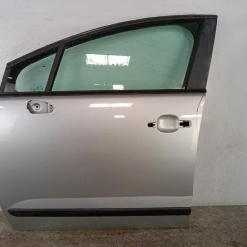 Porte avant gauche PEUGEOT 5008 1