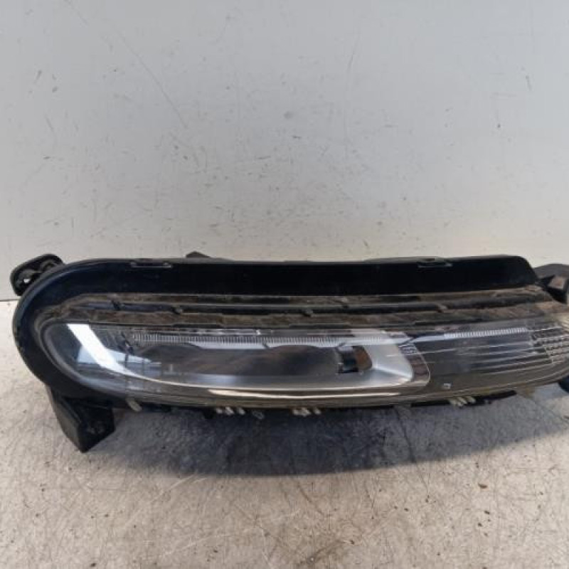 Feu diurne avant droit CITROEN C3 AIRCROSS Feu diurne avant droit CITROEN C3 AIRCROSS