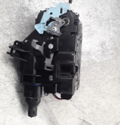 Serrure avant droit VOLKSWAGEN GOLF 5