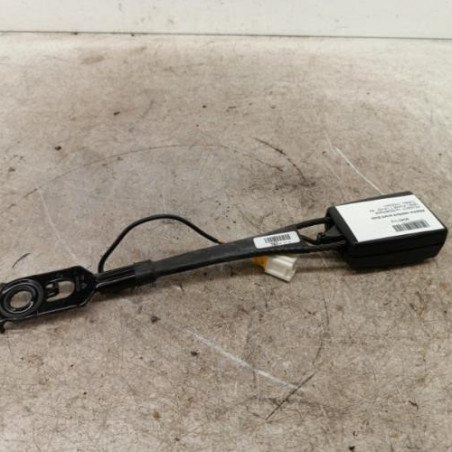 Attache ceinture avant droit PEUGEOT 5008 1 Photo n°1