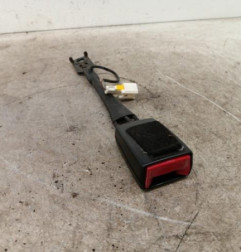 Attache ceinture avant gauche PEUGEOT 5008 1