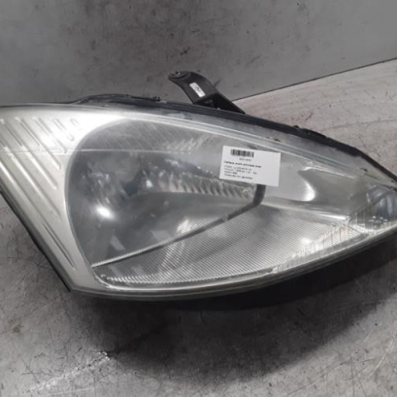 Optique avant principal droit (feux)(phare) FORD FOCUS 1