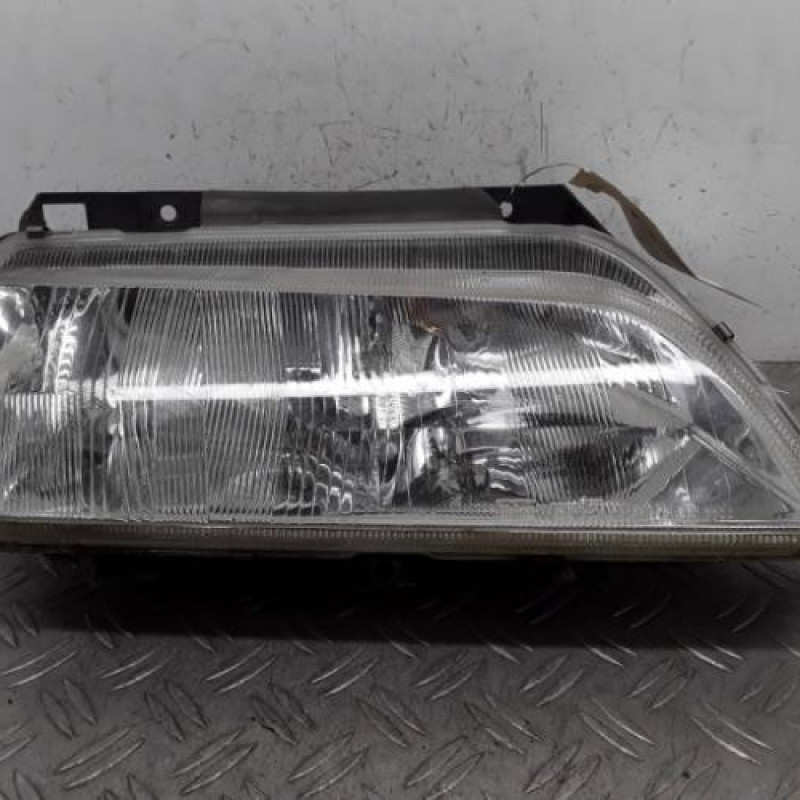 Optique avant principal droit (feux)(phare) CITROEN XANTIA