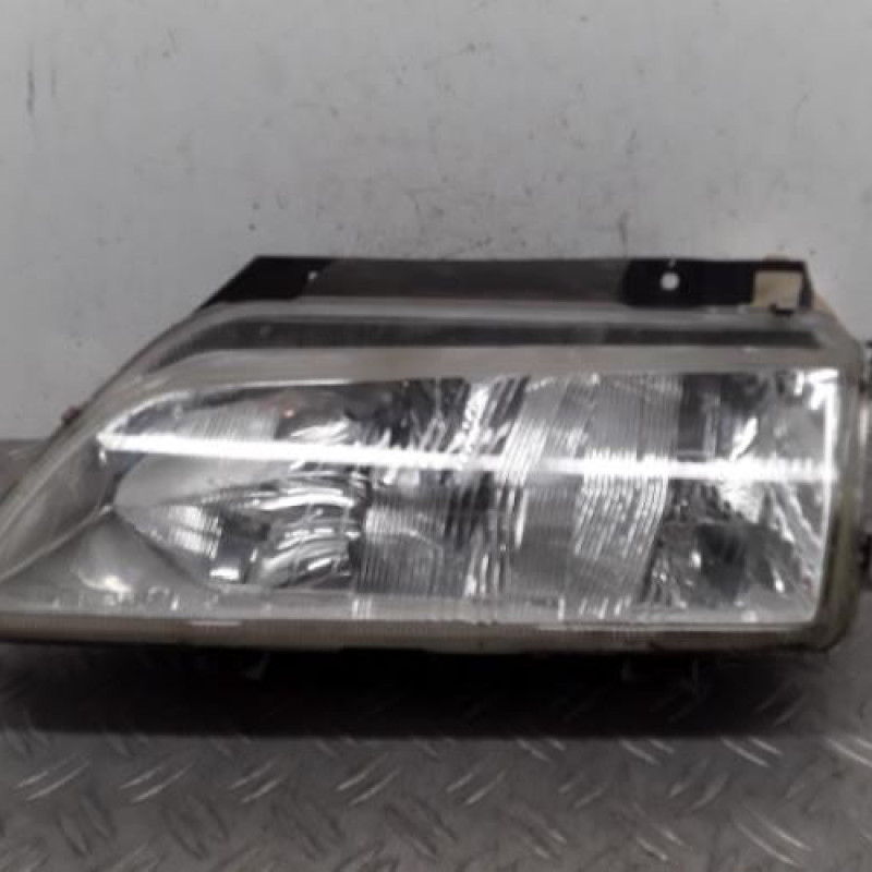 Optique avant principal gauche (feux)(phare) CITROEN XANTIA