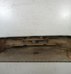 Pare choc arriere RENAULT CLIO 1 Photo n°4