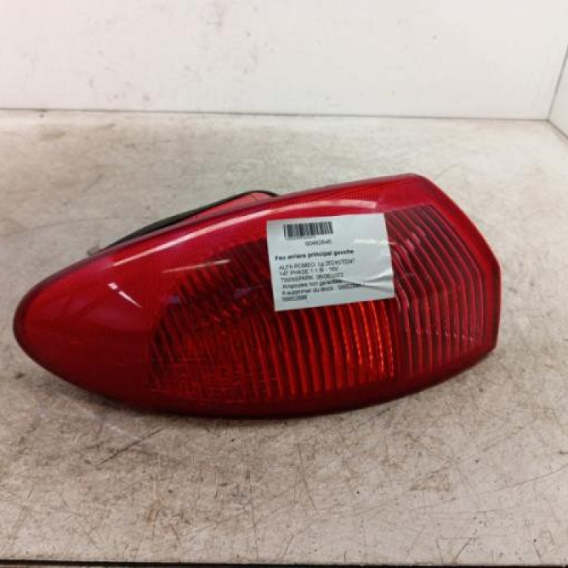 Feu arriere principal gauche (feux) ALFA ROMEO 147 Feu arriere principal gauche (feux) ALFA ROMEO 147