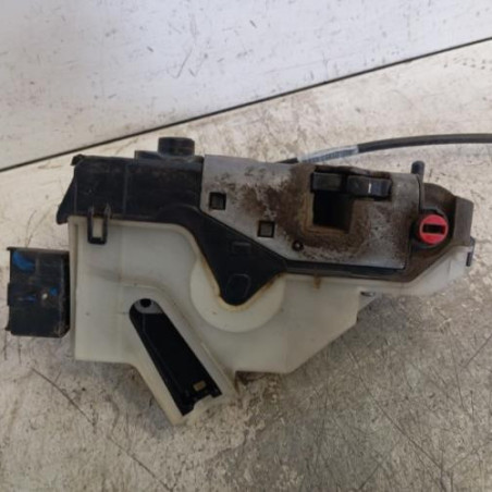 Serrure arriere gauche PEUGEOT 208 1