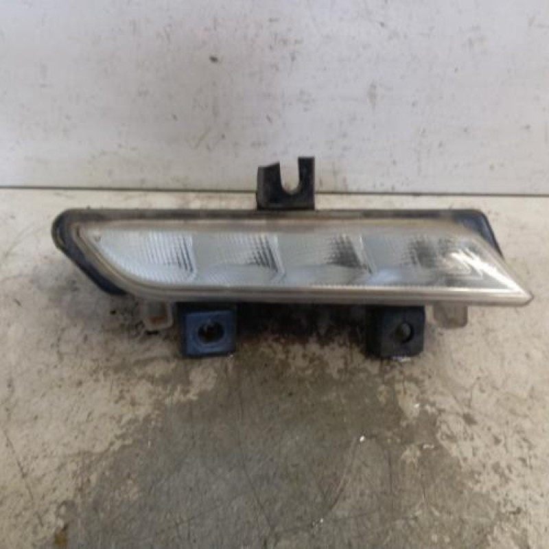 Feu diurne avant droit RENAULT CLIO 4
