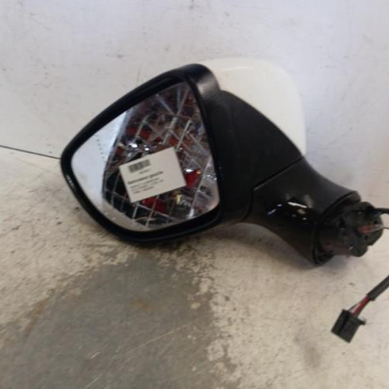 Retroviseur gauche RENAULT CLIO 4 Retroviseur gauche RENAULT CLIO 4