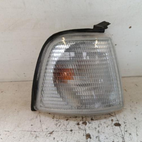 Optique avant secondaire droit (feux)(clignotant) AUDI 80 3 Photo n°1