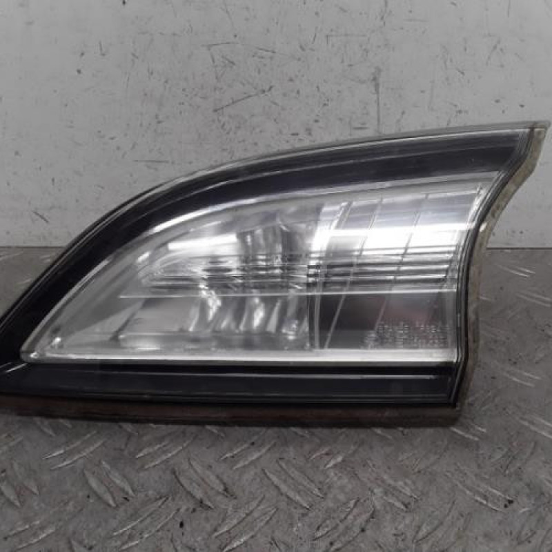 Feu arriere secondaire droit (feux) MAZDA 3 2 Feu arriere secondaire droit (feux) MAZDA 3 2