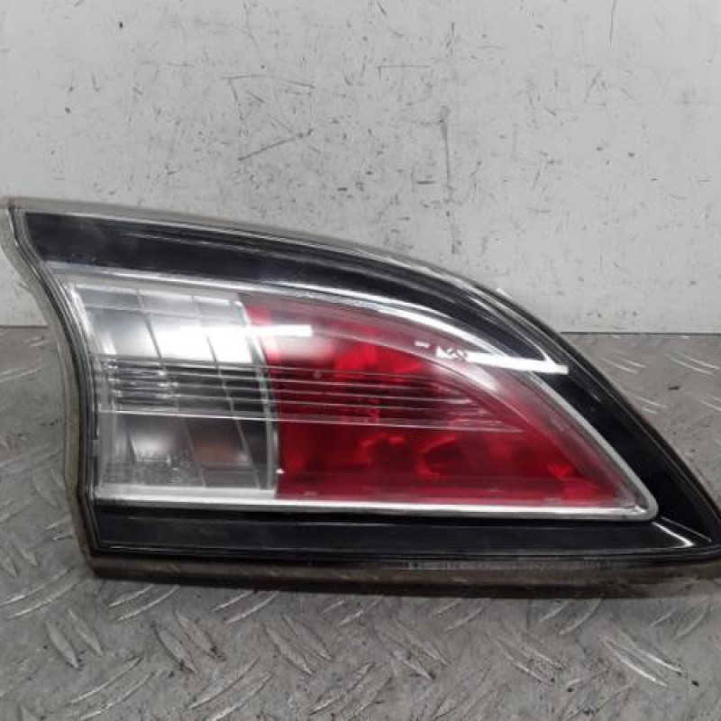Feu arriere secondaire gauche (feux) MAZDA 3 2 Feu arriere secondaire gauche (feux) MAZDA 3 2