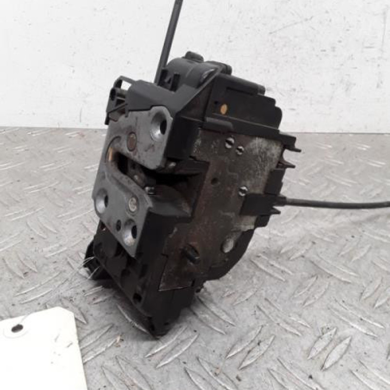 Serrure arriere gauche RENAULT CLIO 3