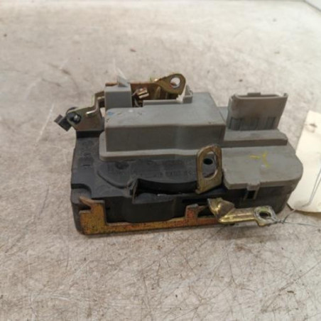 Serrure avant gauche PEUGEOT 206