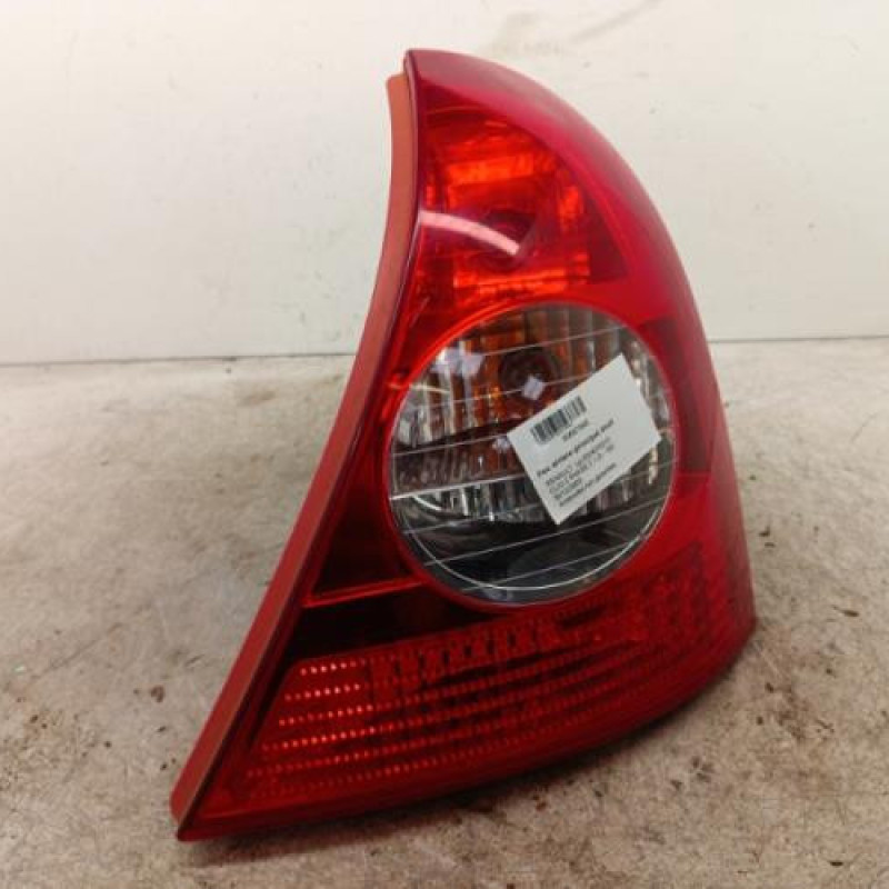 Feu arriere principal droit (feux) RENAULT CLIO 2 Feu arriere principal droit (feux) RENAULT CLIO 2