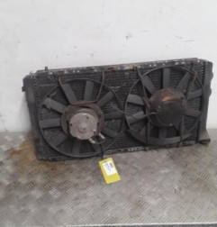 Radiateur eau RENAULT R18 Photo n°1
