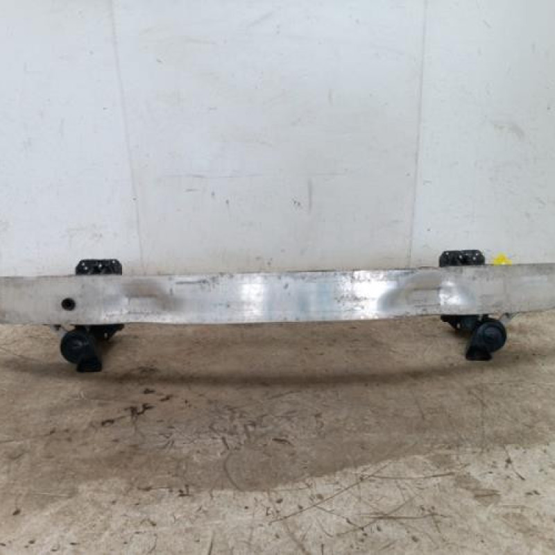 Renfort pare choc avant (traverse) MERCEDES CLASSE B 245