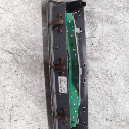 Feu arriere stop central OPEL ASTRA H