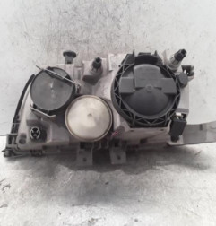 Optique avant principal droit (feux)(phare) MERCEDES CLASSE C 202
