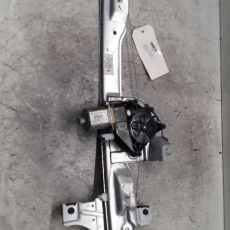 Leve vitre electrique avant gauche PEUGEOT 208 1