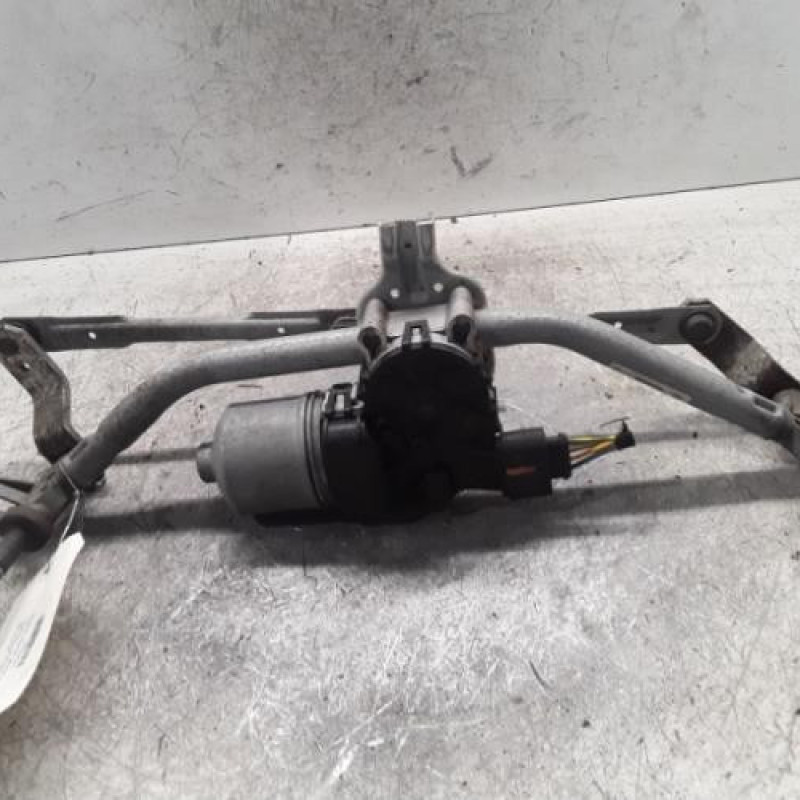 Moteur essuie glace avant PEUGEOT 208 1 Moteur essuie glace avant PEUGEOT 208 1