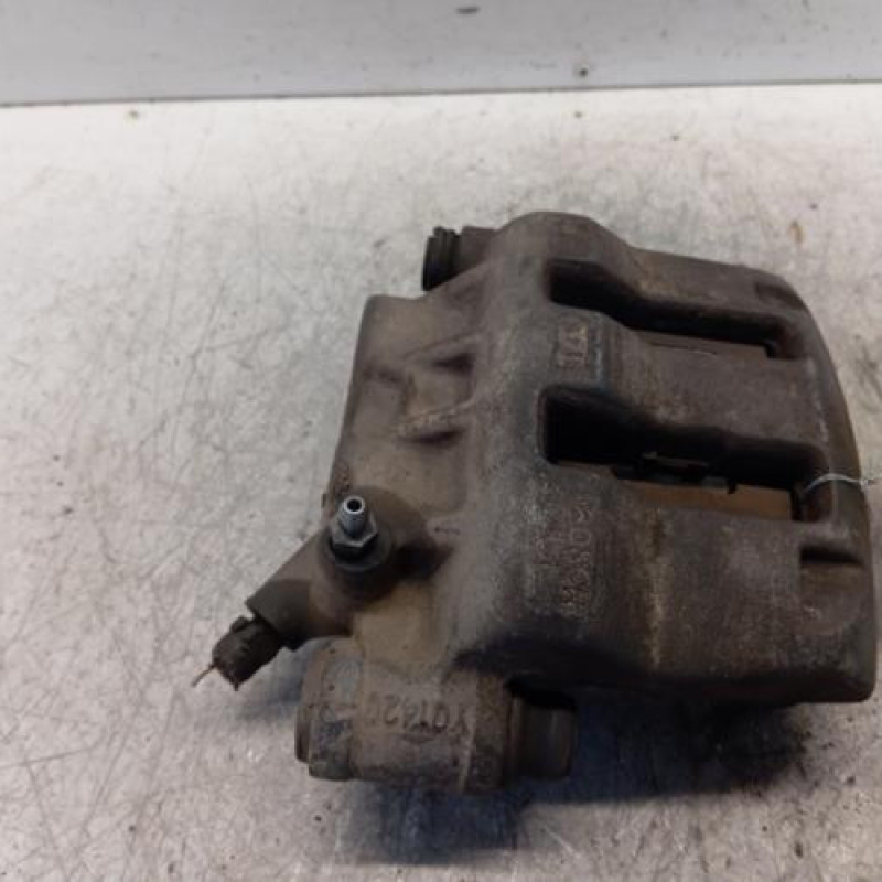 Etrier avant droit (freinage) RENAULT MASTER 2 Etrier avant droit (freinage) RENAULT MASTER 2