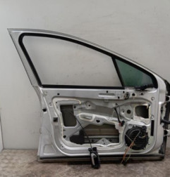 Porte avant gauche PEUGEOT 407 Photo n°4