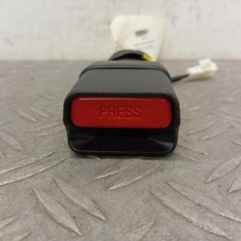 Attache ceinture avant gauche PEUGEOT 108