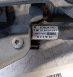 Moteur essuie glace avant gauche PEUGEOT 407 Photo n°5