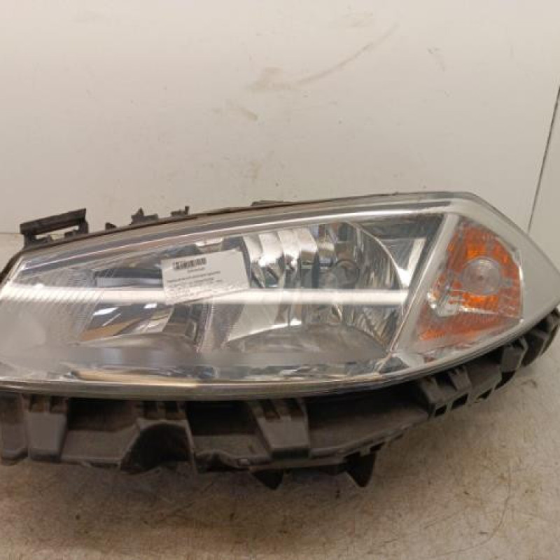 Optique avant principal gauche (feux)(phare) RENAULT MEGANE 2