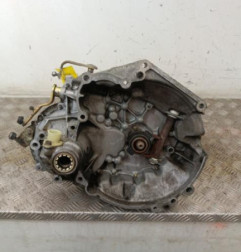 Boite de vitesses PEUGEOT 106 Photo n°1