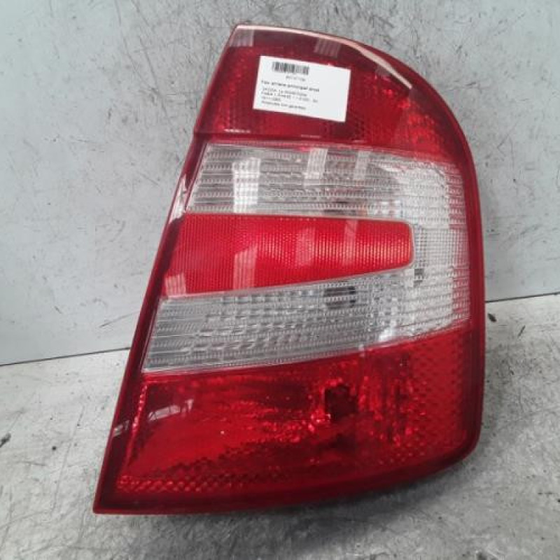 Feu arriere principal droit (feux) SKODA FABIA 1 Feu arriere principal droit (feux) SKODA FABIA 1